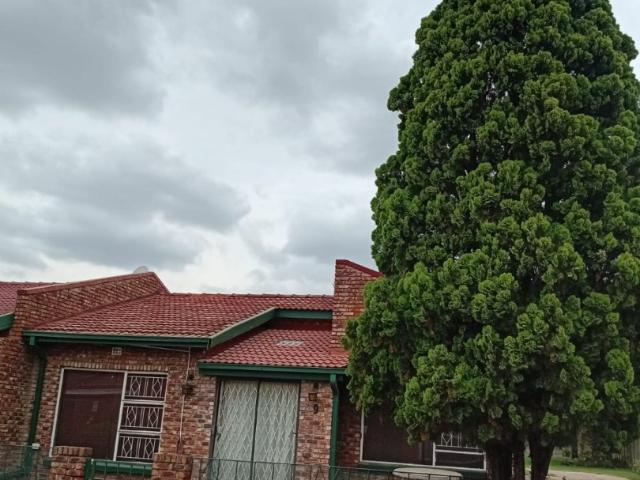 Townhouse for sale in Koppies, Free State
