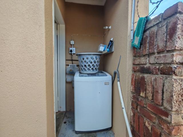 Townhouse for sale in Koppies, Free State