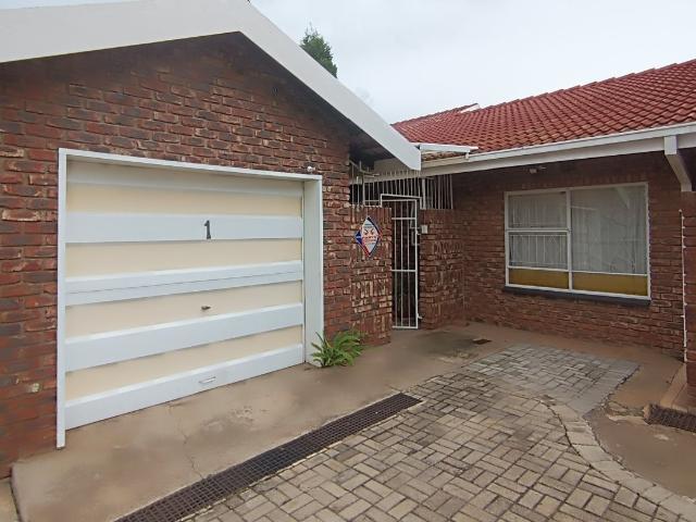 Townhouse for sale in Koppies, Free State