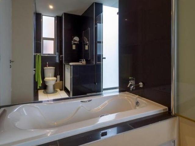 Townhouse for sale in Seaview, Kwazulu-natal