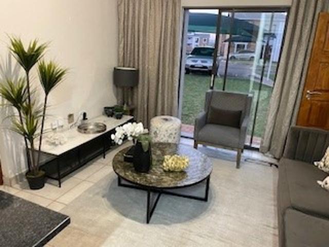 Townhouse for sale in Protea Glen, Soweto