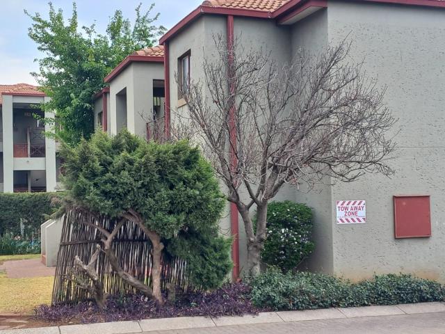 Townhouse for sale in Randhart, Ekurhuleni