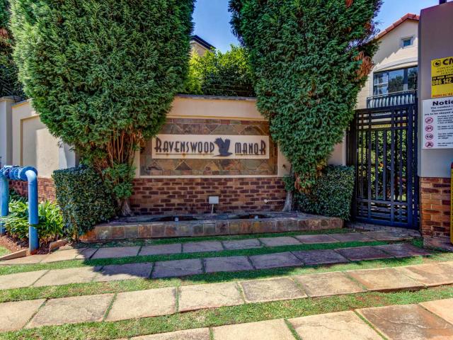 Townhouse for sale in Ekurhuleni, Gauteng