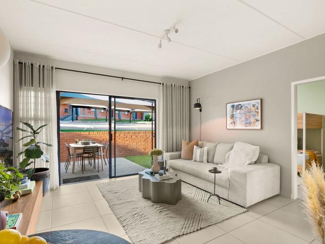 Townhouse for sale in Vosloorus, Gauteng
