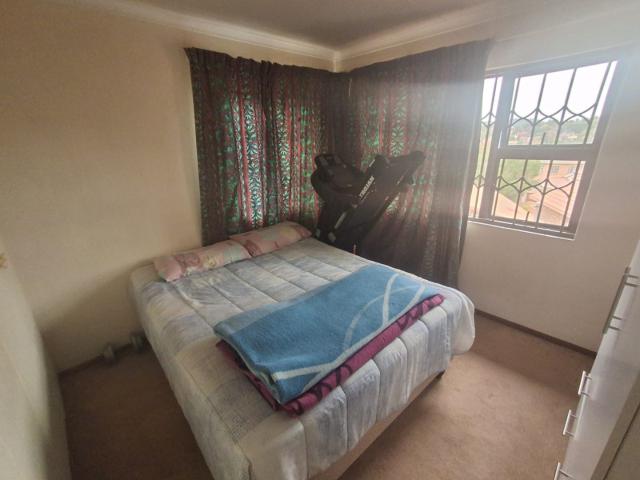 Townhouse for sale in Vosloorus, Gauteng