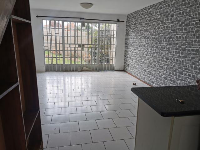 Townhouse for sale in Vosloorus, Gauteng