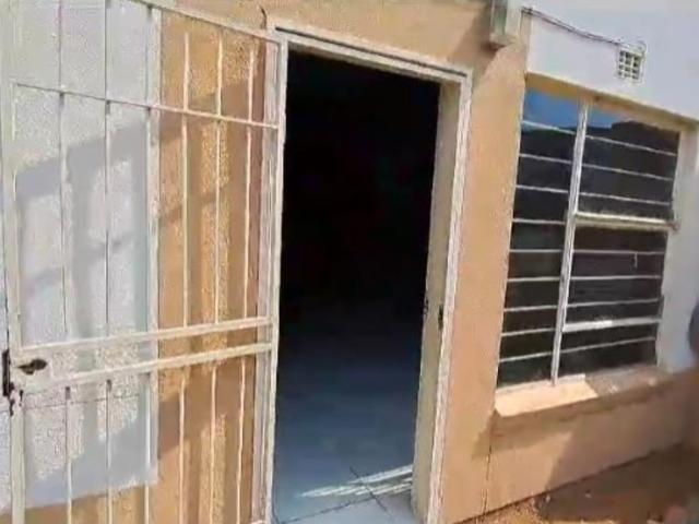 Townhouse for sale in Vosloorus, Gauteng