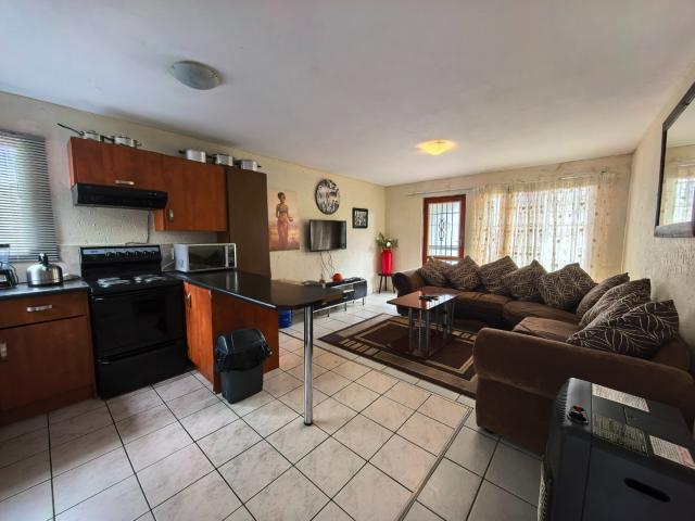 Townhouse for sale in Vosloorus, Gauteng