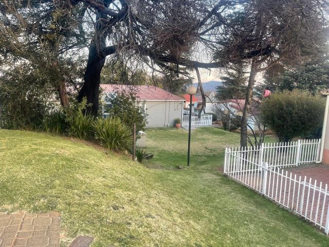 Townhouse for sale in Vosloorus, Gauteng