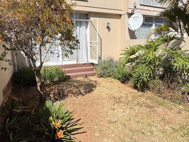 Townhouse for sale in Waterkloof, Gauteng