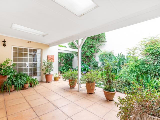 Townhouse for sale in Alexandra, Gauteng