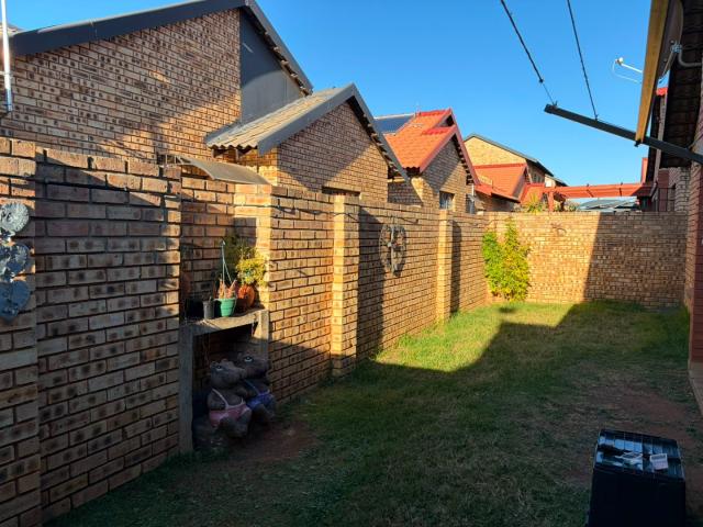 Townhouse for sale in Midvaal, Gauteng