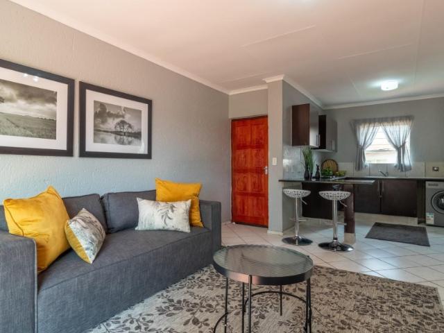 Townhouse for sale in Nooitgedacht, Gauteng