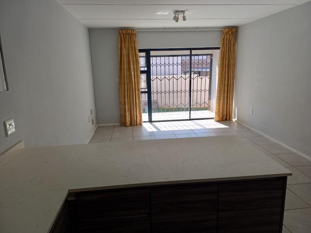 Townhouse for sale in Ekurhuleni, Gauteng