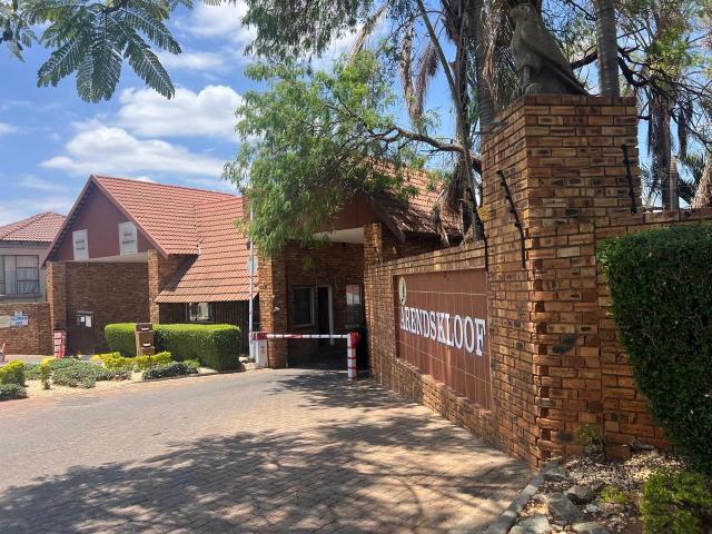 Townhouse for sale in Tlhabane, North West