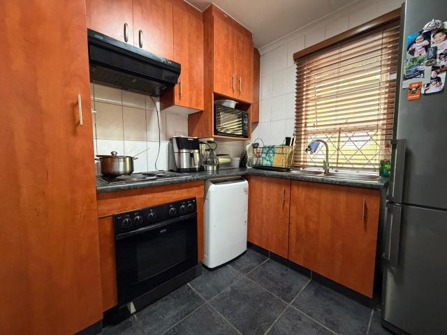 Townhouse for sale in Seaview, Kwazulu-natal