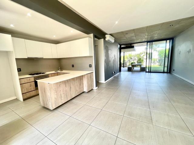 Townhouse for sale in Umdloti, Kwazulu-natal