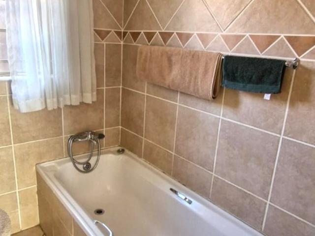 Townhouse for sale in Waterkloof, Gauteng