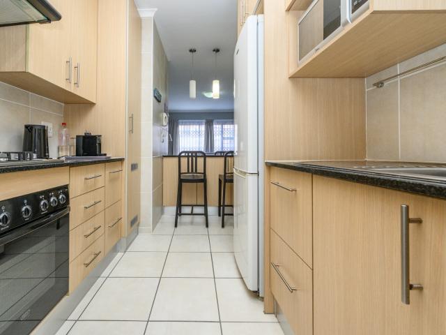 Townhouse for sale in Port Elizabeth, Eastern Cape