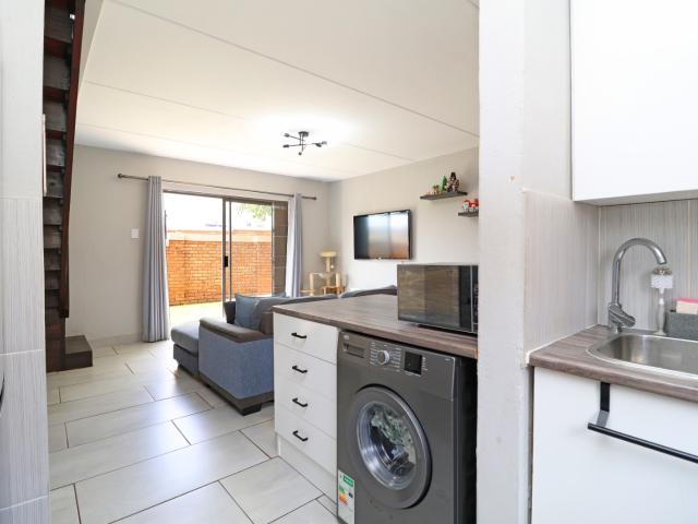 Townhouse for sale in Nooitgedacht, Gauteng