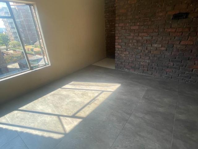 Townhouse for sale in Waterkloof, Gauteng