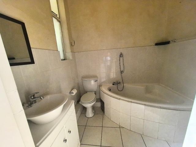 Townhouse for sale in Vosloorus, Gauteng