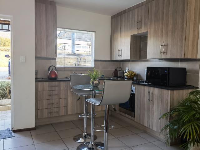 Townhouse for sale in Theresapark, Waterkloof