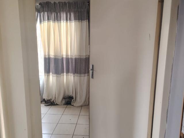 Townhouse for sale in Vosloorus, Gauteng