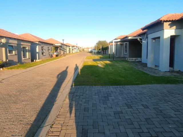 Townhouse for sale in Gert Sibande, Mpumalanga