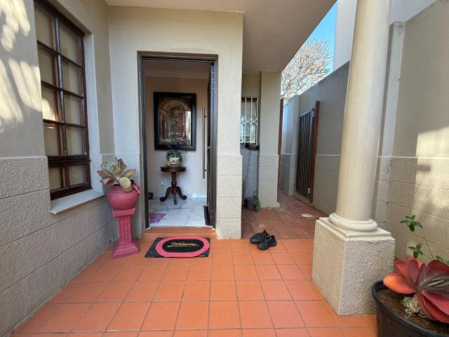 Townhouse for sale in Umhlanga, Kwazulu-natal