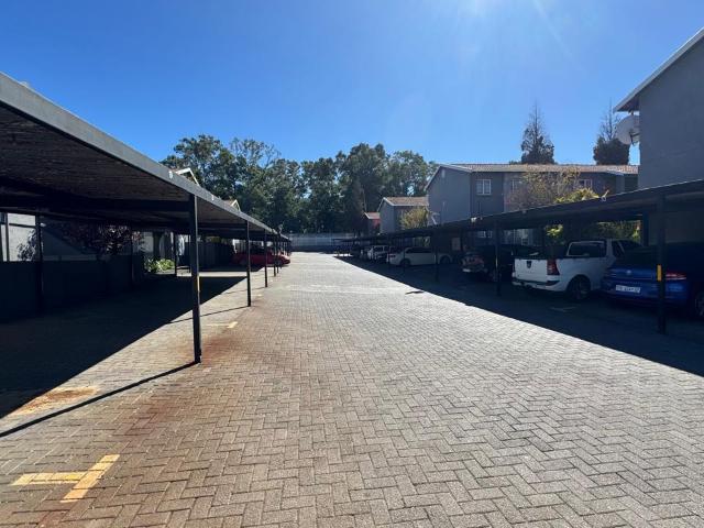 Townhouse for sale in Ekurhuleni, Gauteng