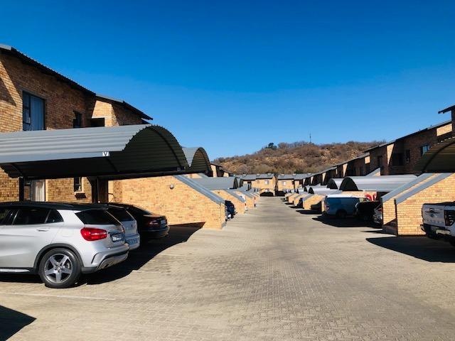 Townhouse for sale in Ekurhuleni, Gauteng