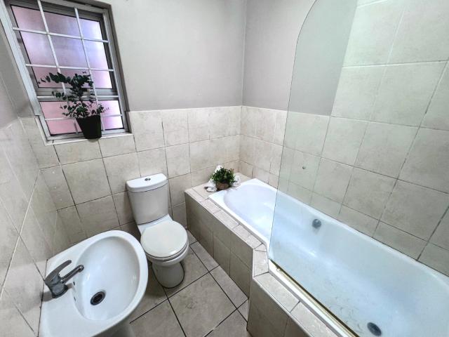Townhouse for sale in Port Elizabeth, Eastern Cape