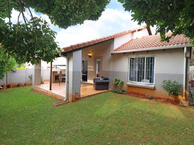 Townhouse for sale in Nooitgedacht, Gauteng