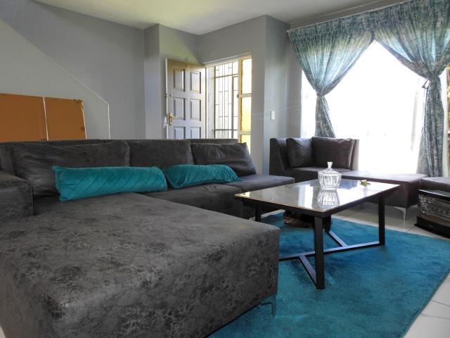 Townhouse for sale in Nooitgedacht, Gauteng