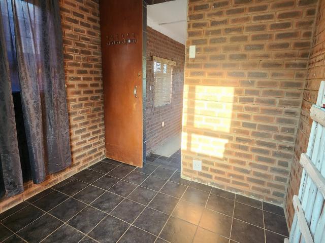 Townhouse for sale in Umkomaas, Kwazulu-natal
