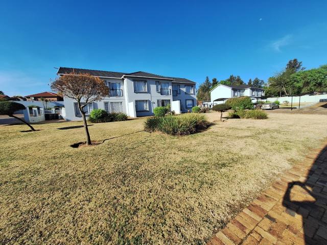 Townhouse for sale in Nooitgedacht, Gauteng