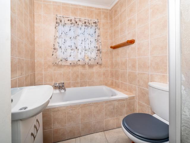 Townhouse for sale in Nooitgedacht, Gauteng