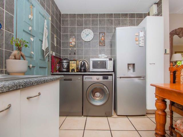 Townhouse for sale in Nooitgedacht, Gauteng