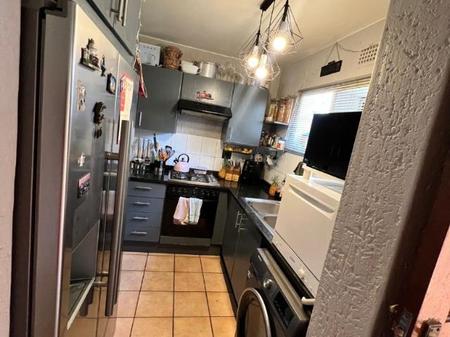 Townhouse for sale in Vosloorus, Gauteng