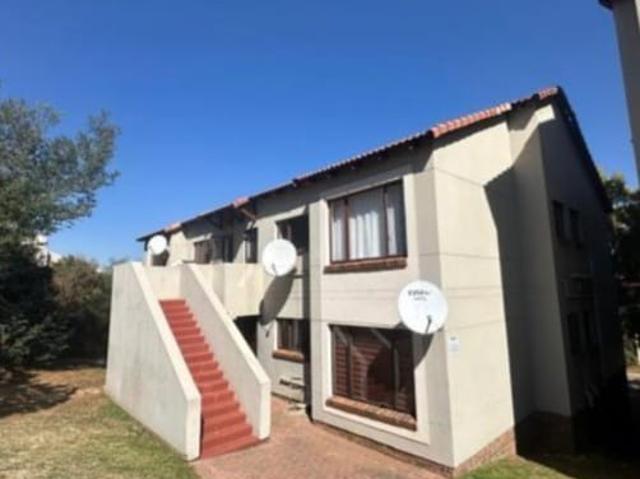 Townhouse for sale in Vosloorus, Gauteng