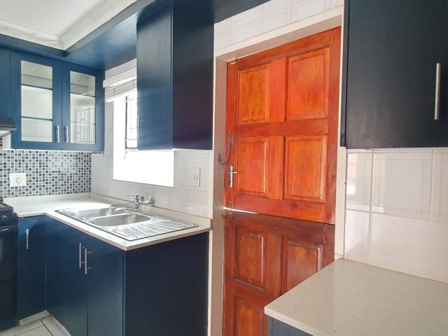 Townhouse for sale in Vosloorus, Gauteng