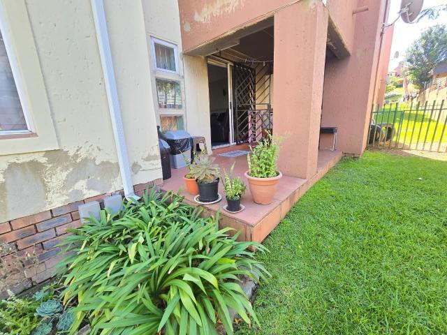 Townhouse for sale in Vosloorus, Gauteng