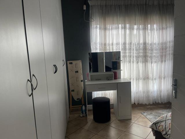 Townhouse for sale in Vosloorus, Gauteng