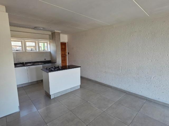 Townhouse for sale in Vosloorus, Gauteng