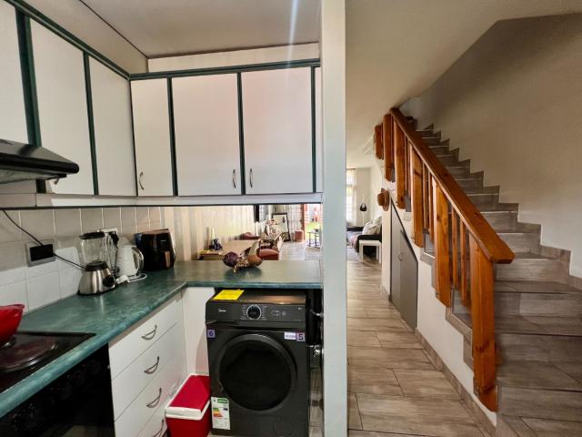 Townhouse for sale in Seaview, Kwazulu-natal