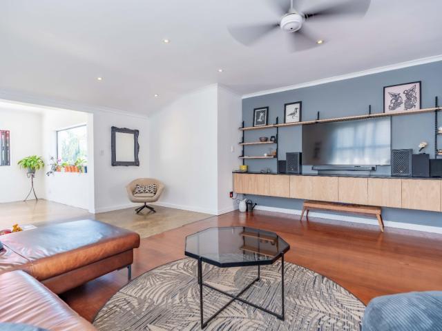 Townhouse for sale in Morningside, Seaview