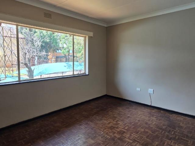 Townhouse for sale in Vosloorus, Gauteng