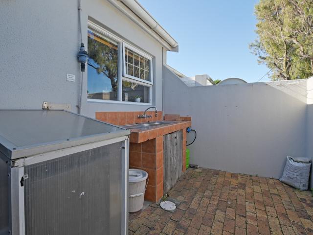 Townhouse for sale in Milnerton, Western Cape