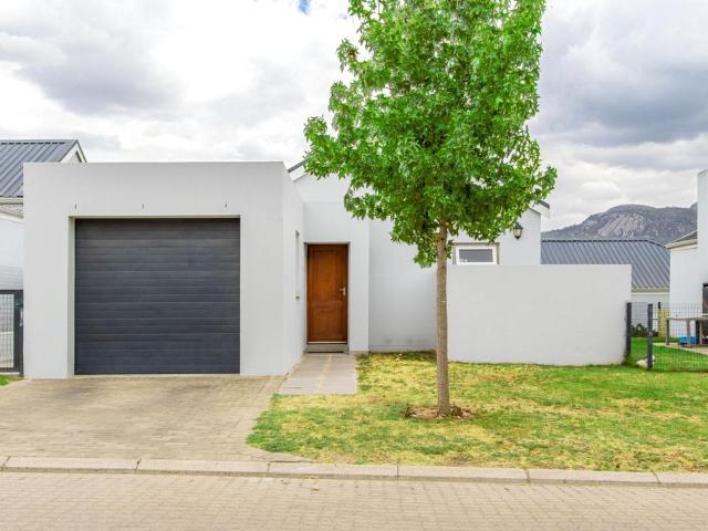House for rent in Onverwacht, Western Cape